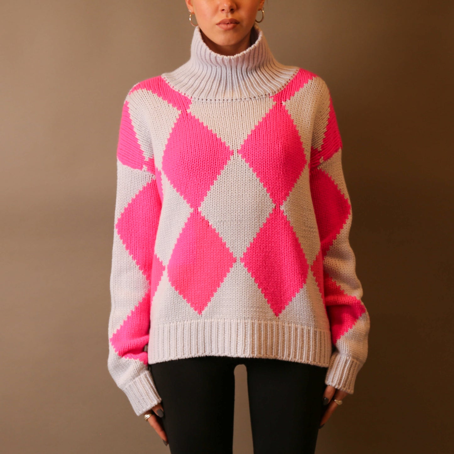 GABRIELLE DIAMOND SWEATER OS