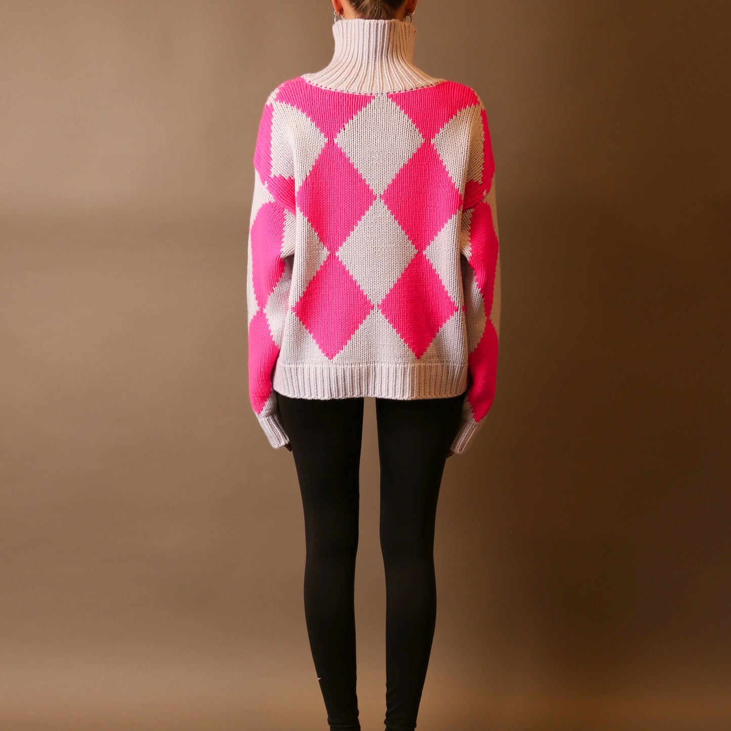 GABRIELLE DIAMOND SWEATER OS