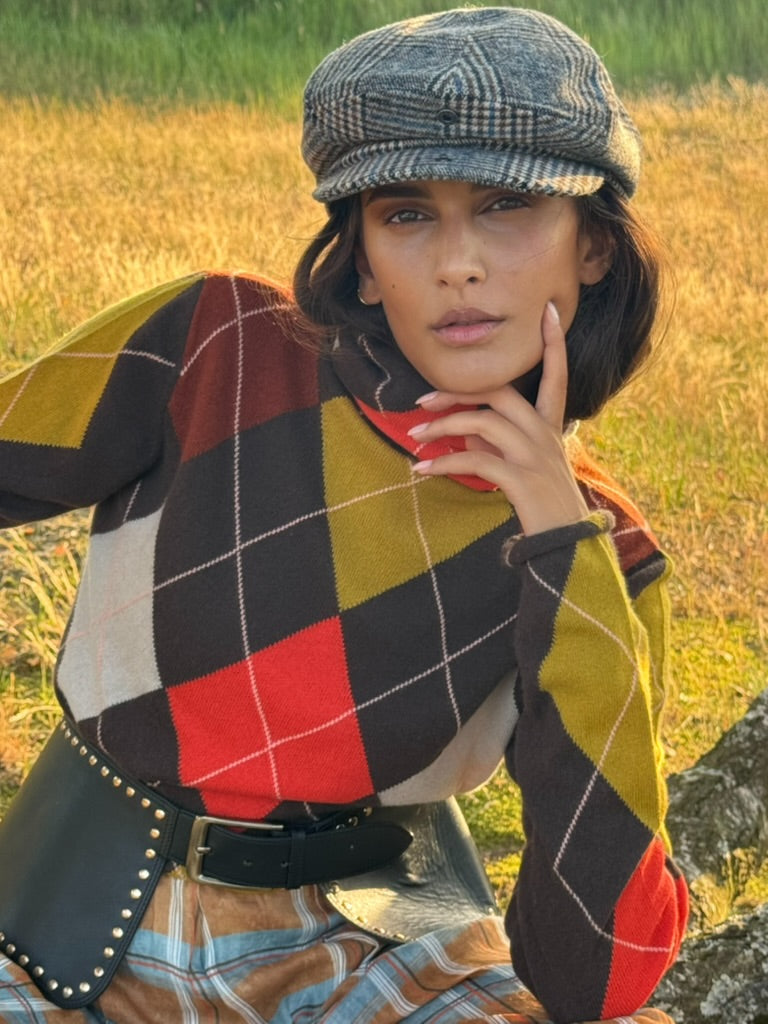 LUNA EXTRA DIAMOND SWEATER