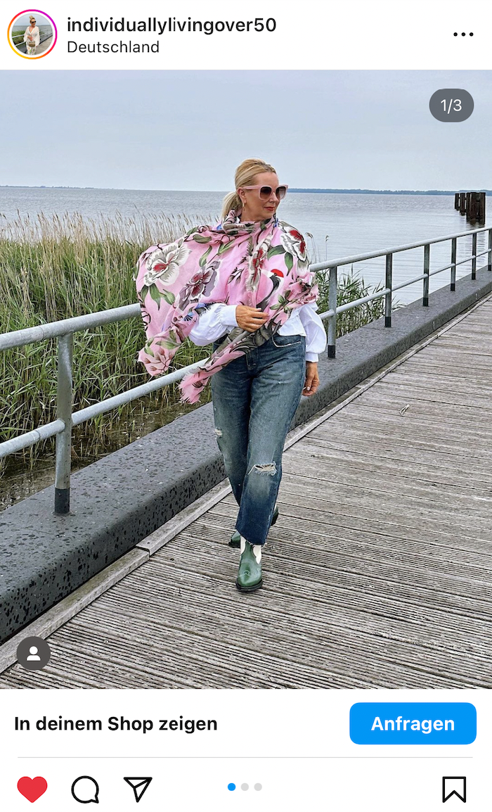 PETUNIA CASHMERE SCARF