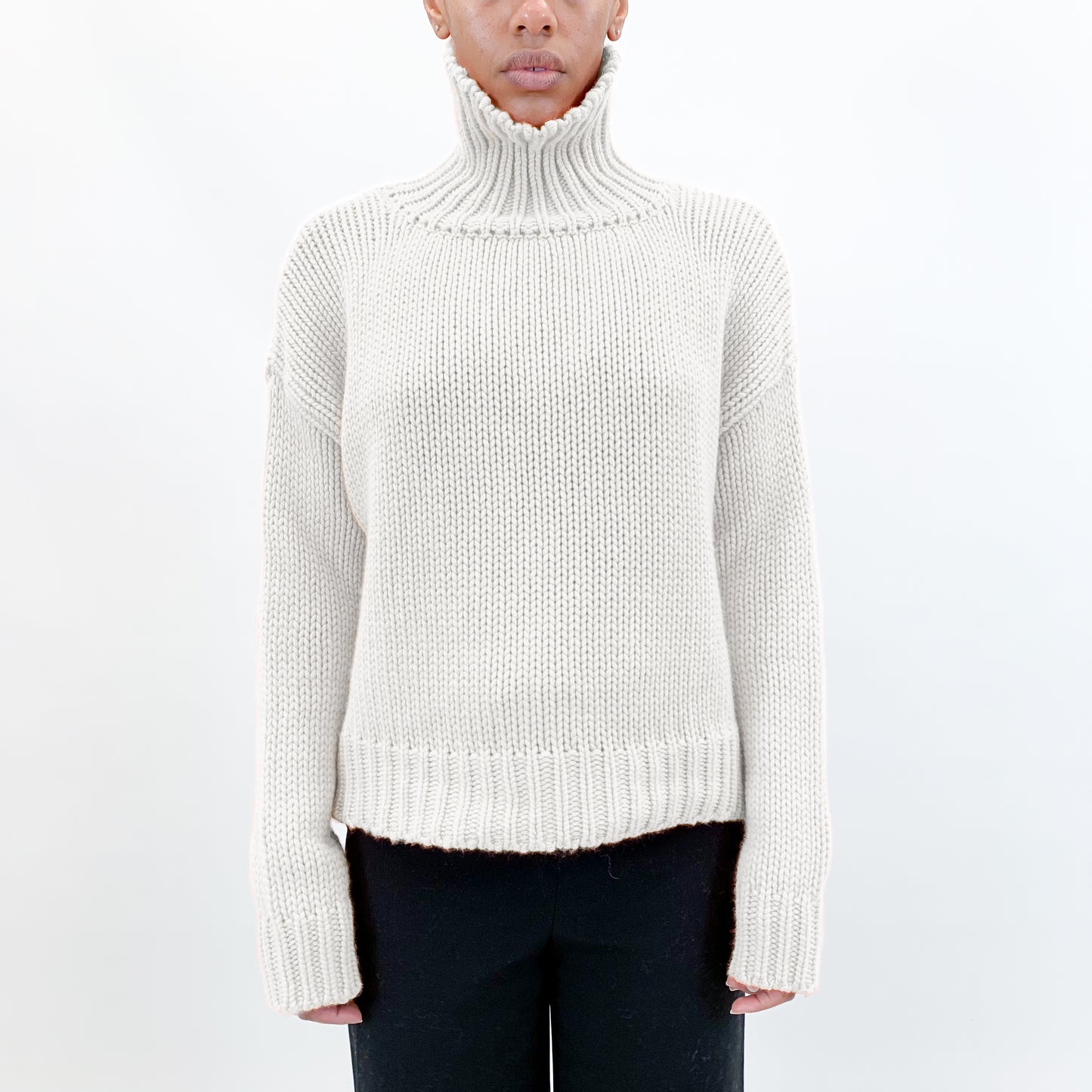 GABRIELLE SWEATER OS