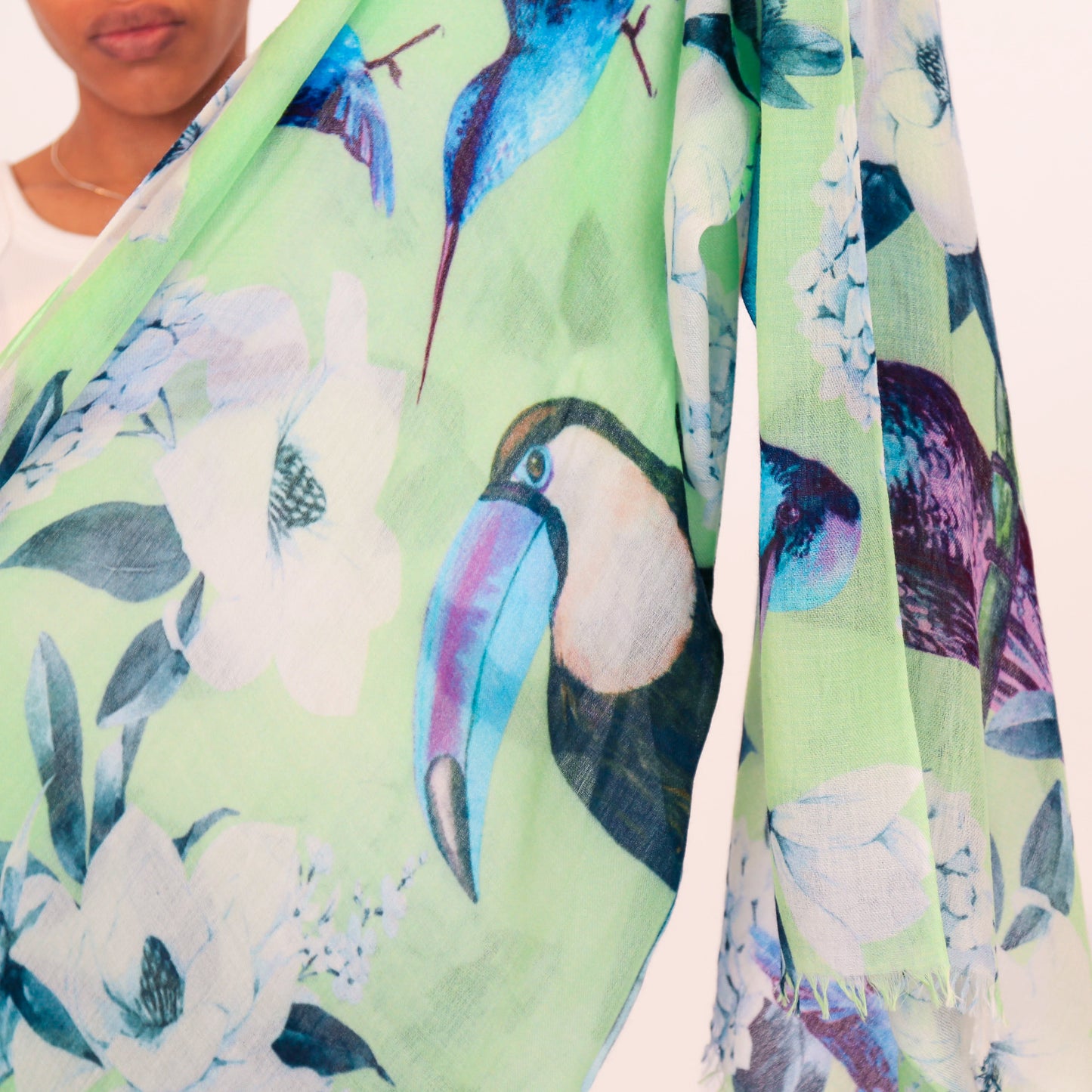 SUMMER BIRDS CASHMERE SCARF