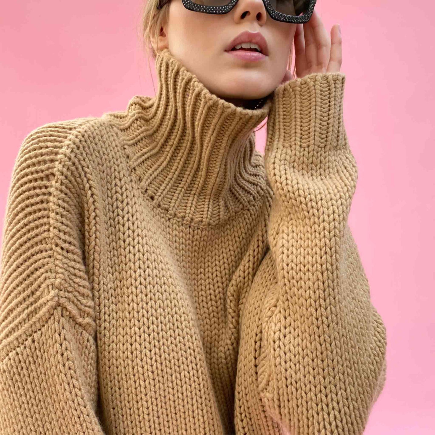 GABRIELLE SWEATER OS