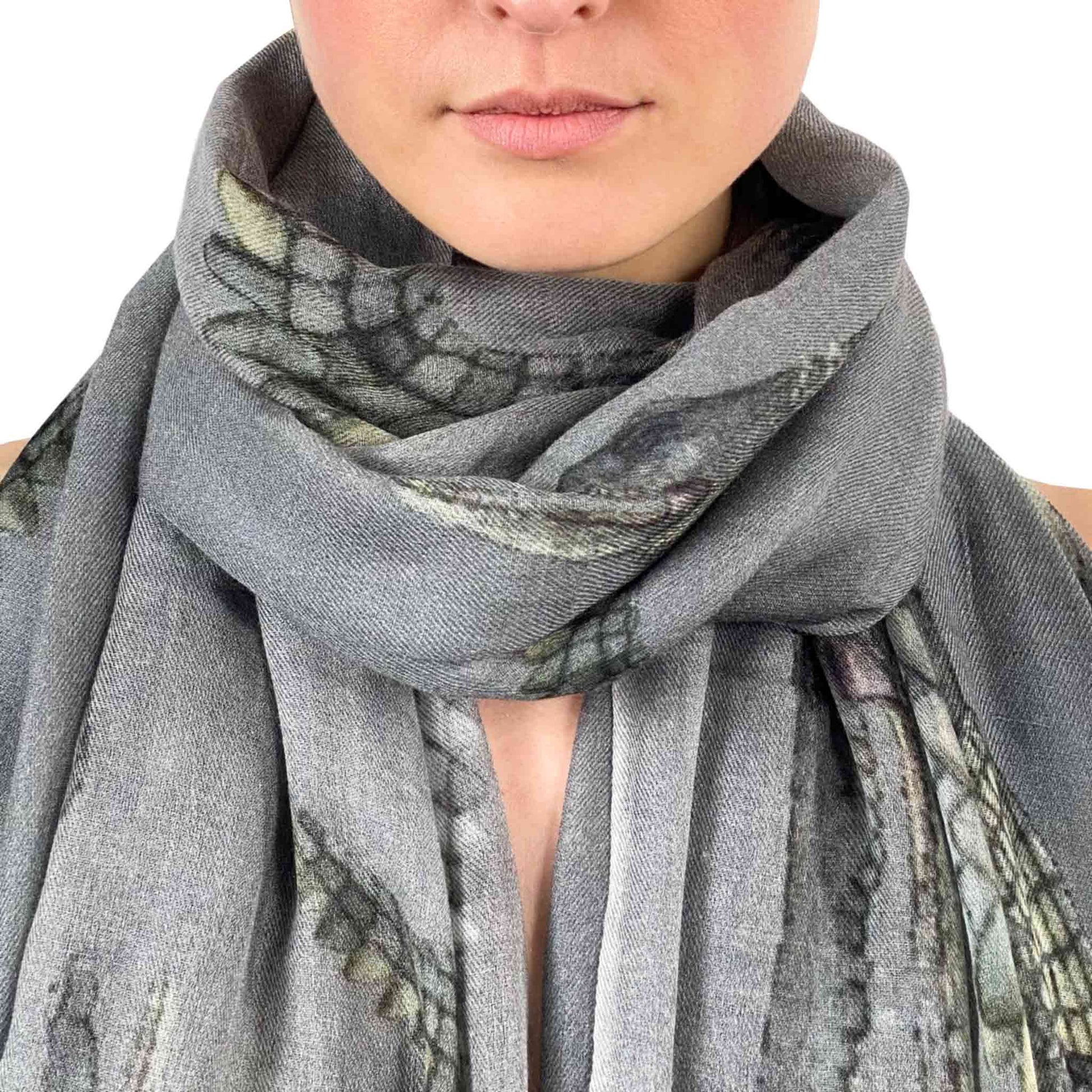 CROCODILE CASHMERE SCARF