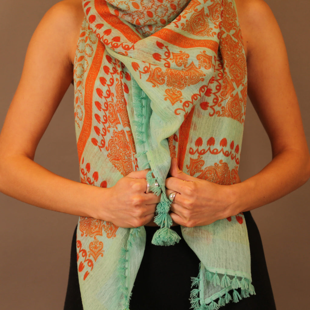 DESERT SCARF