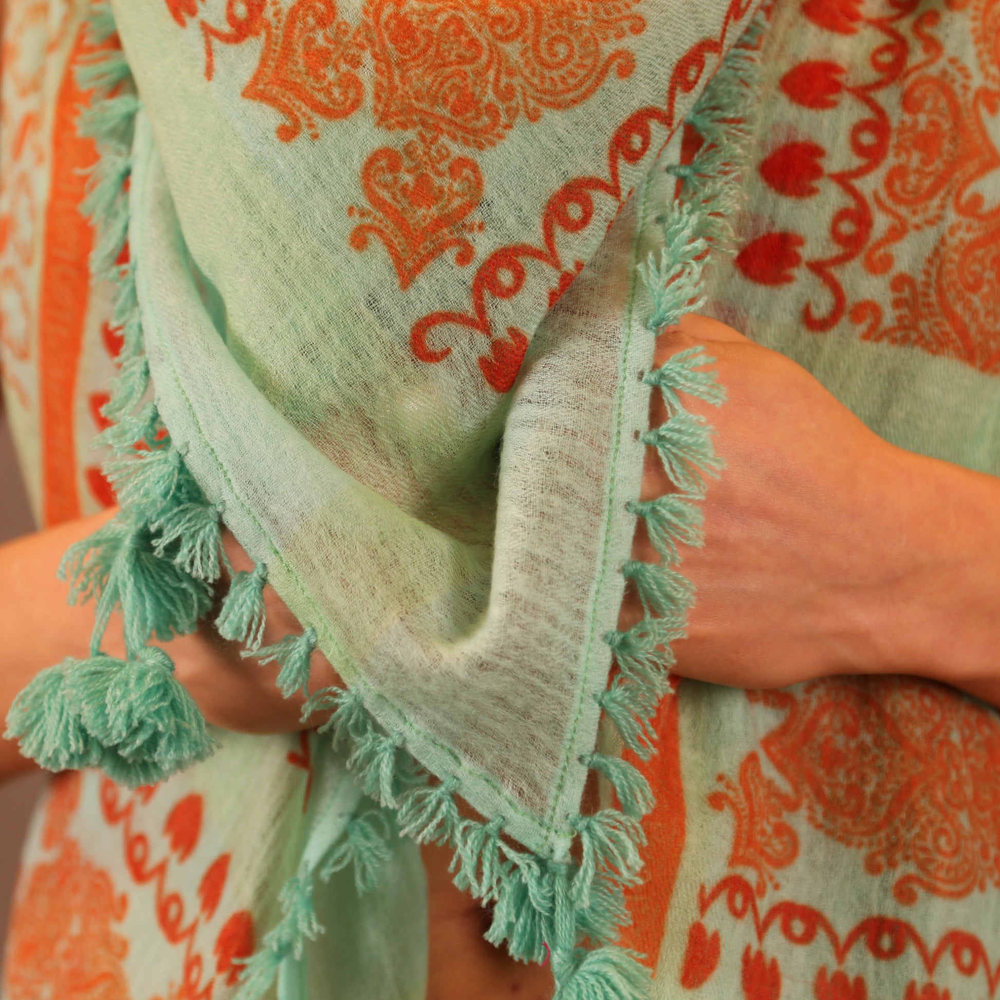 DESERT SCARF