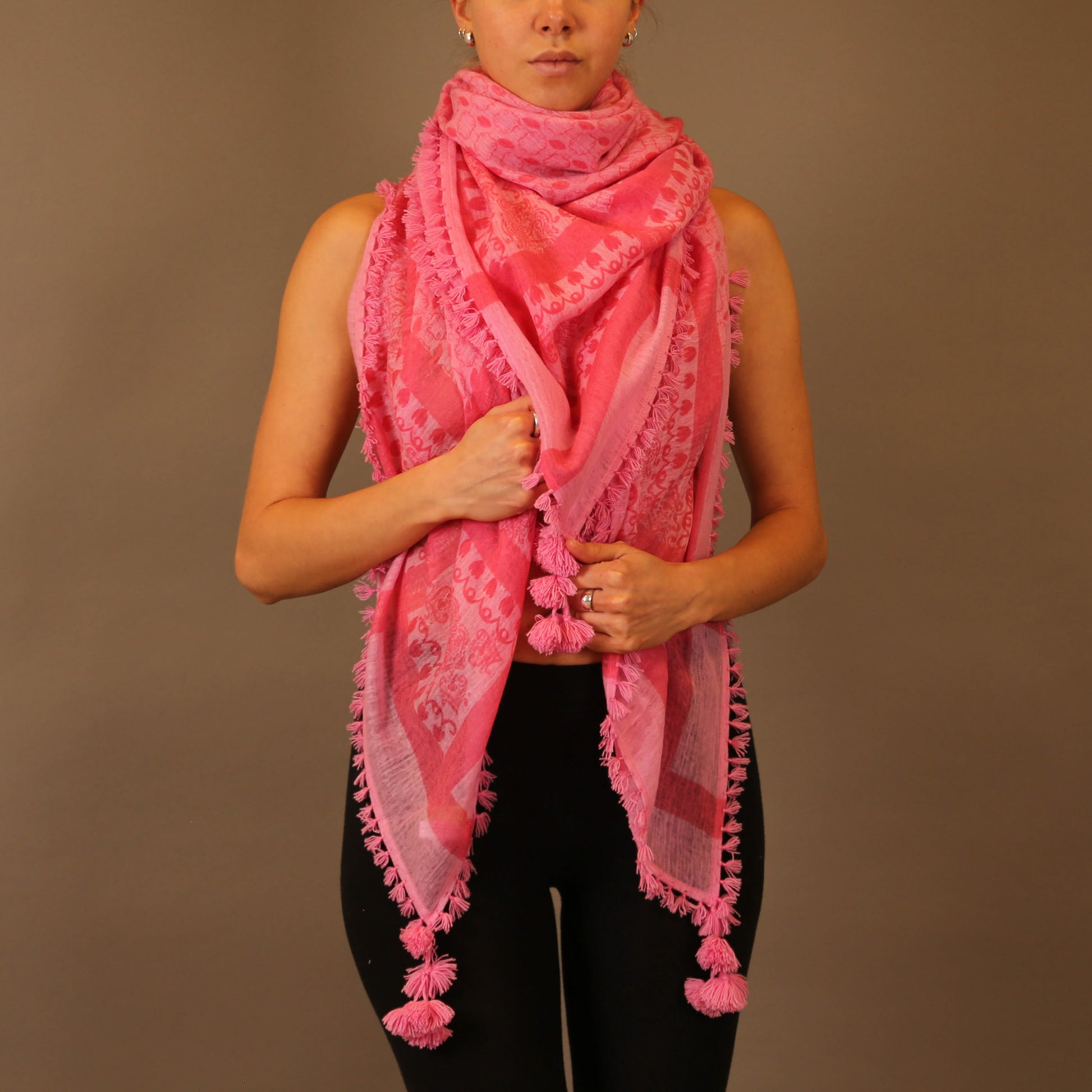 DESERT SCARF