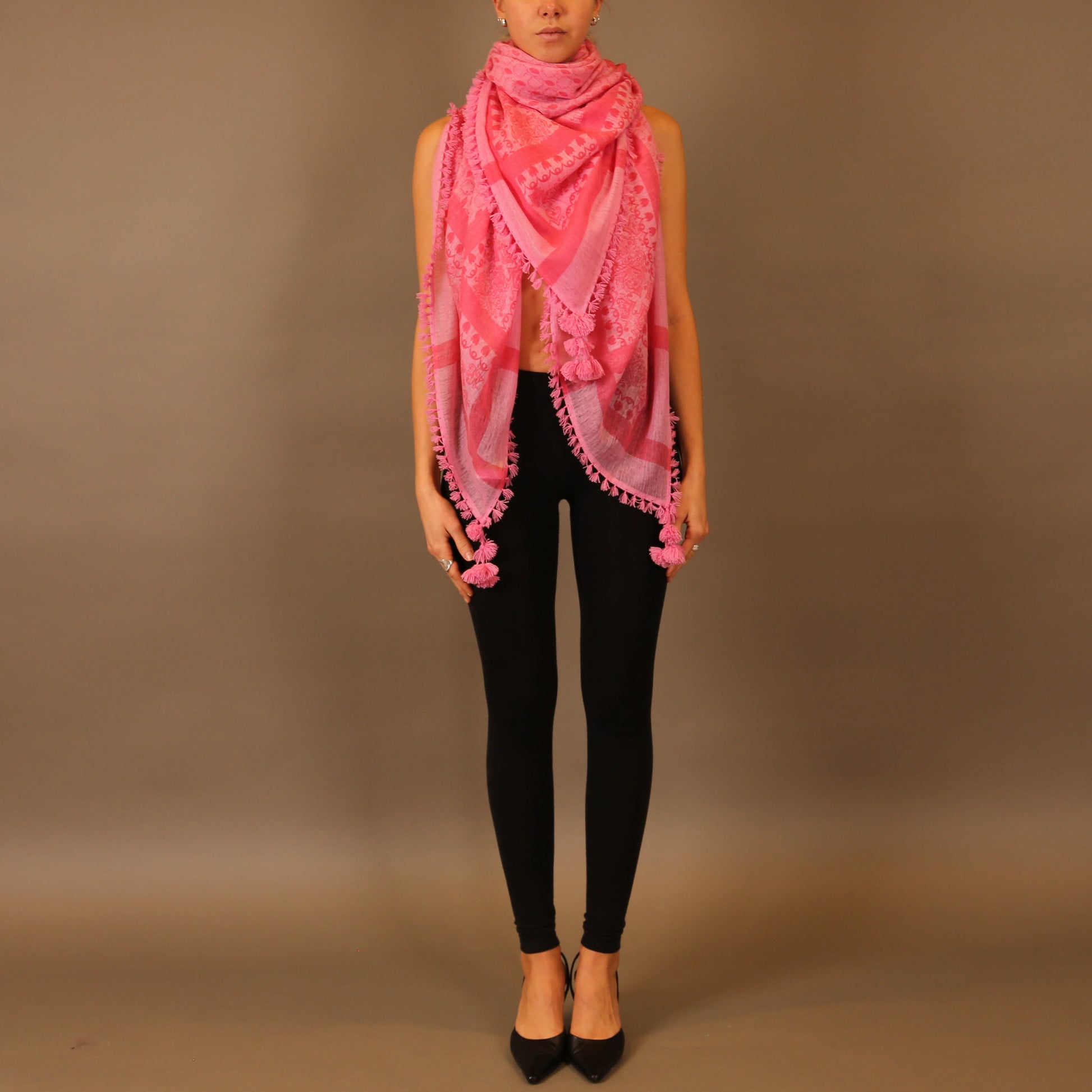 DESERT SCARF