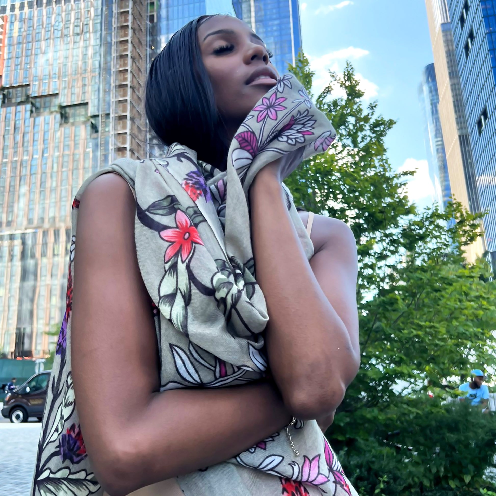 MORNING GLORY CASHMERE SCARF