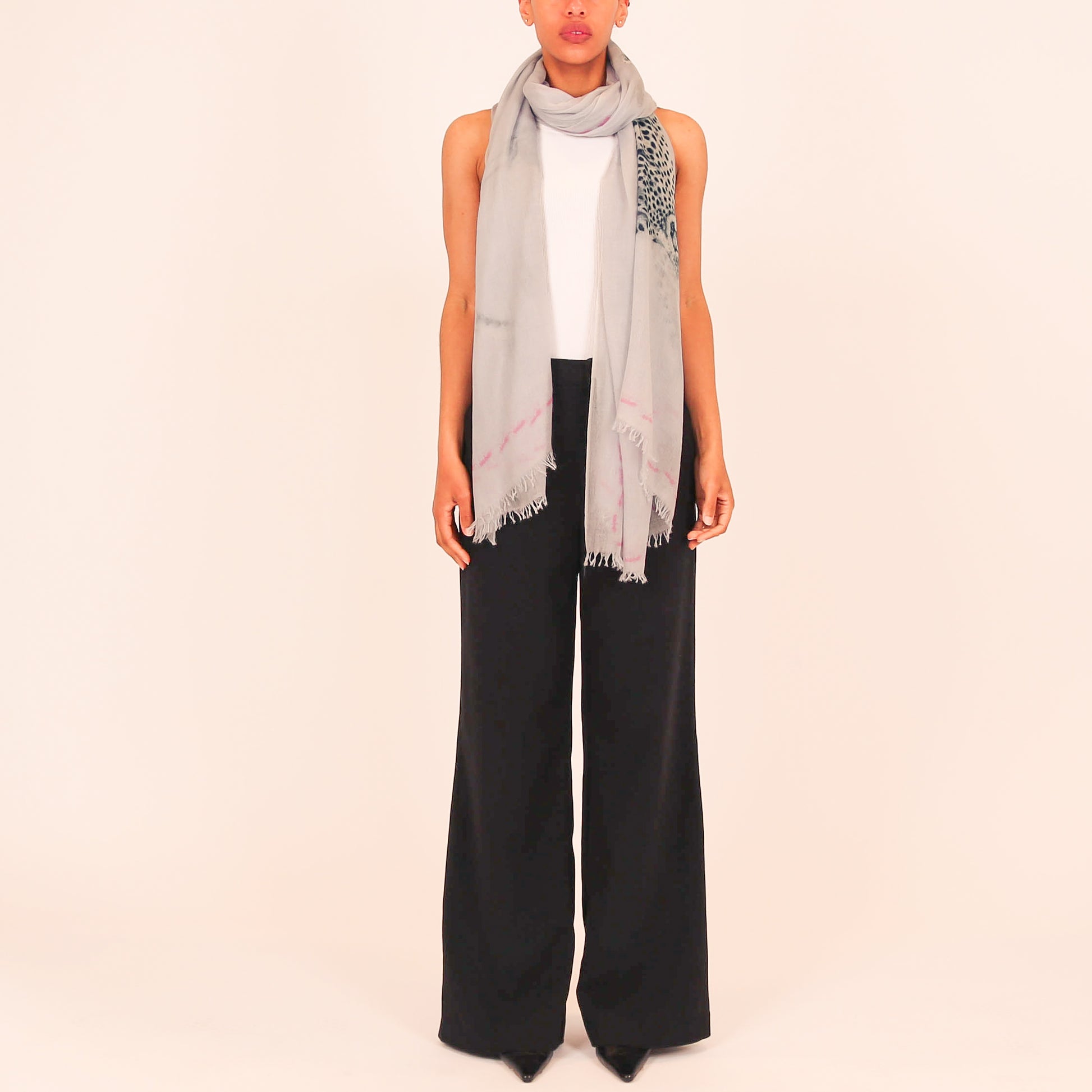 LEOPARD-ANT CASHMERE SCARF