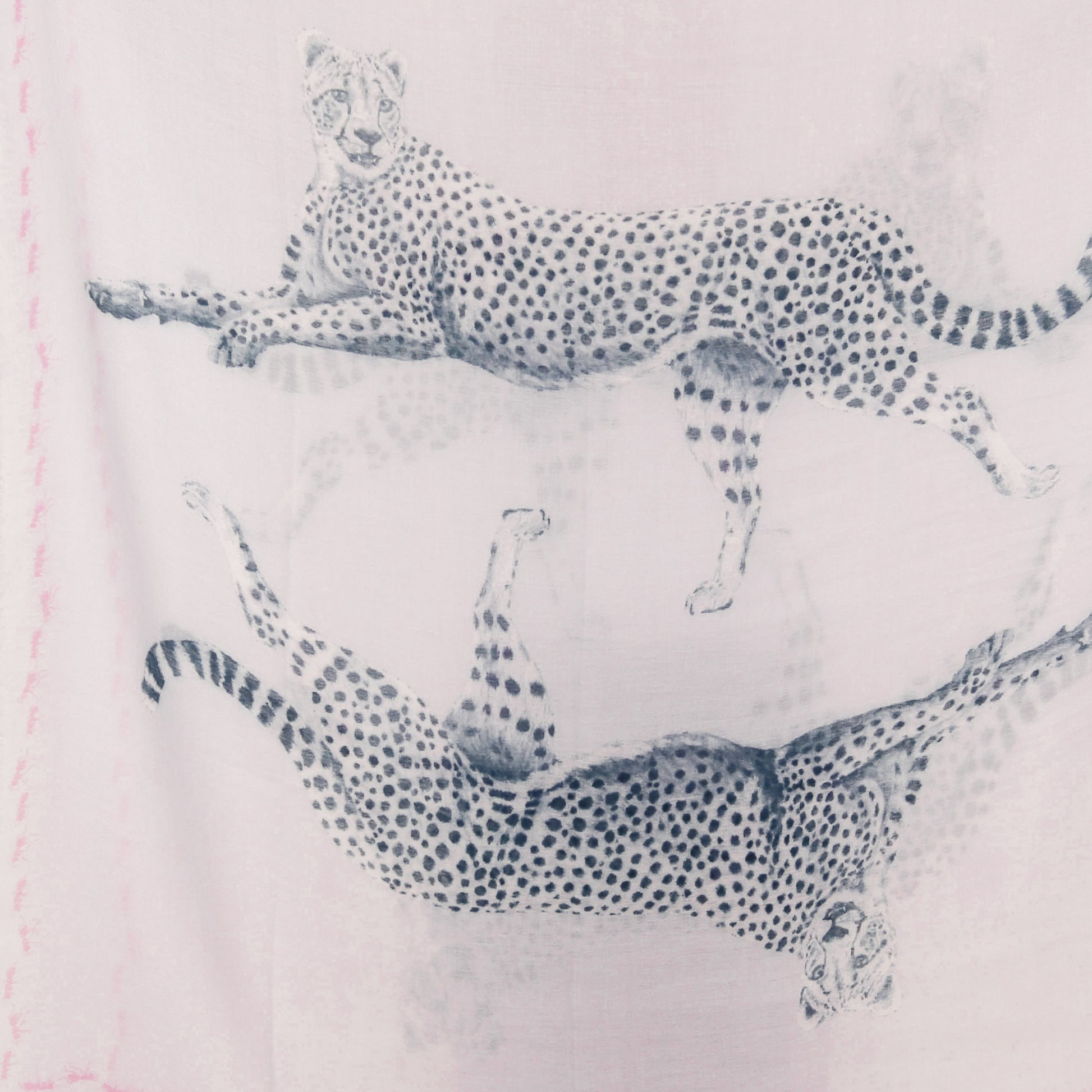 LEOPARD-ANT CASHMERE SCARF