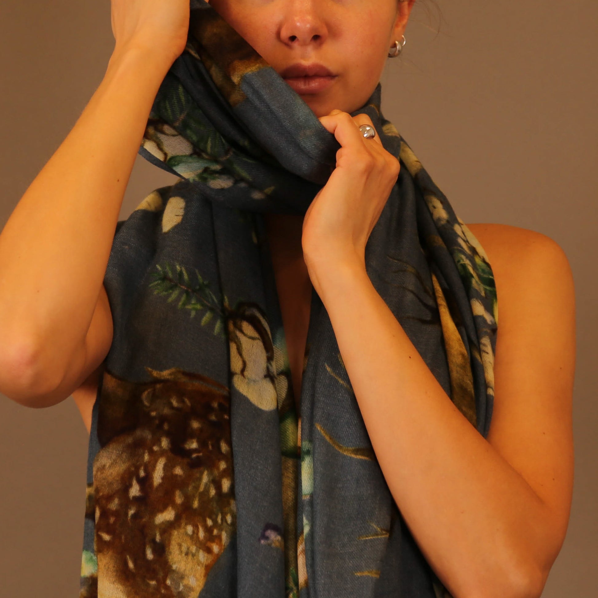 MUSK CASHMERE SCARF