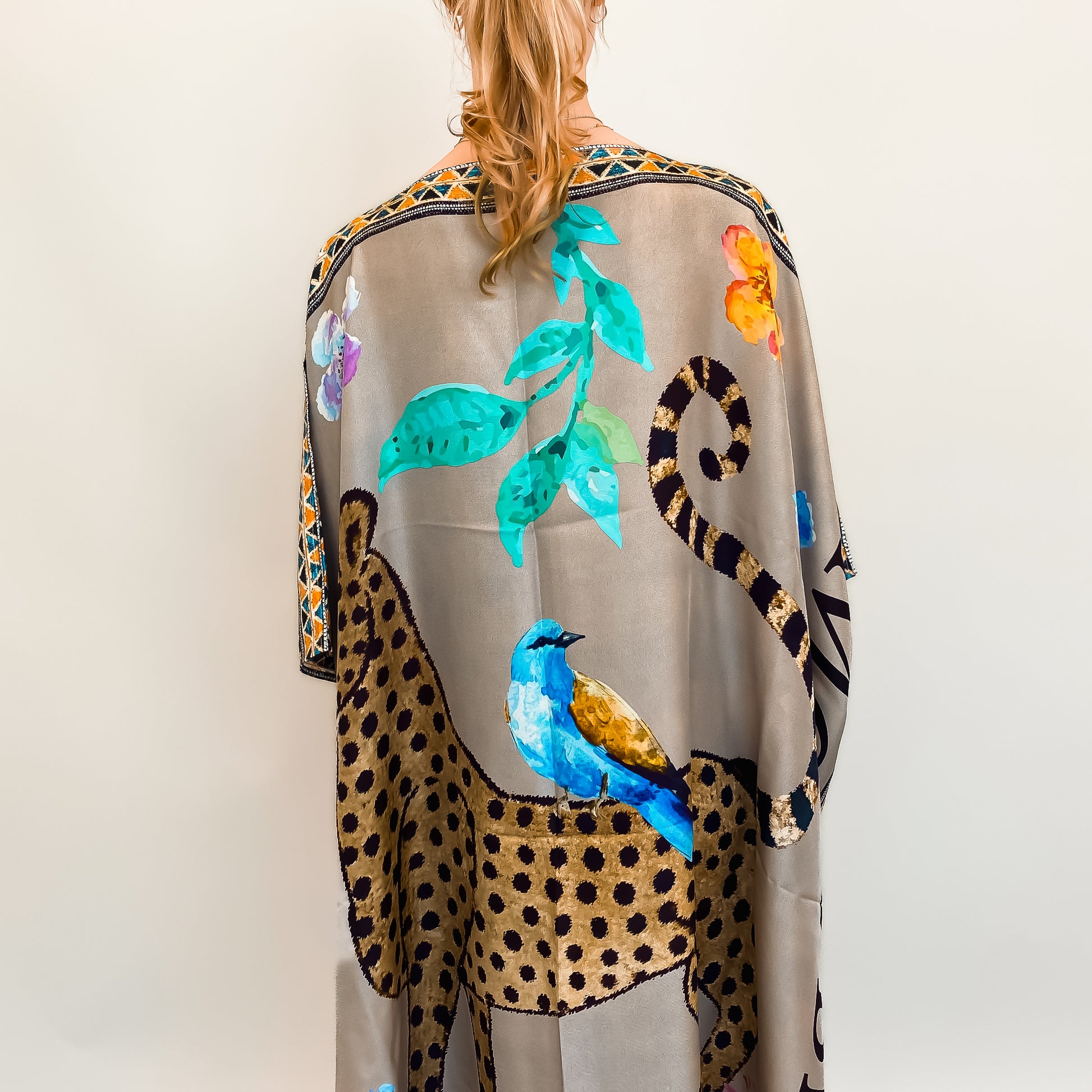 VENICE LEO V-NECK SILK TUNIC