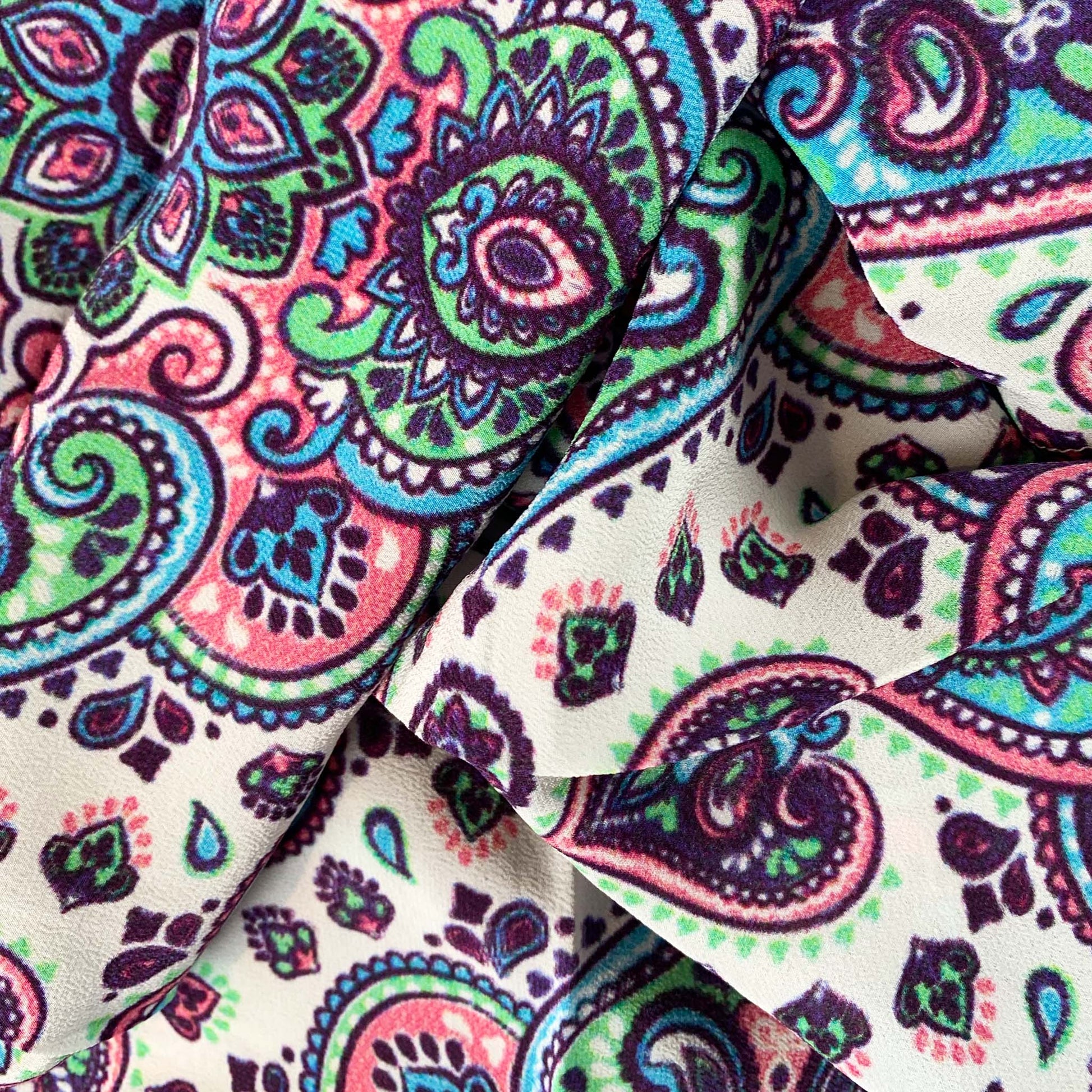 ETHNO PATTERN MINI NECK TIE