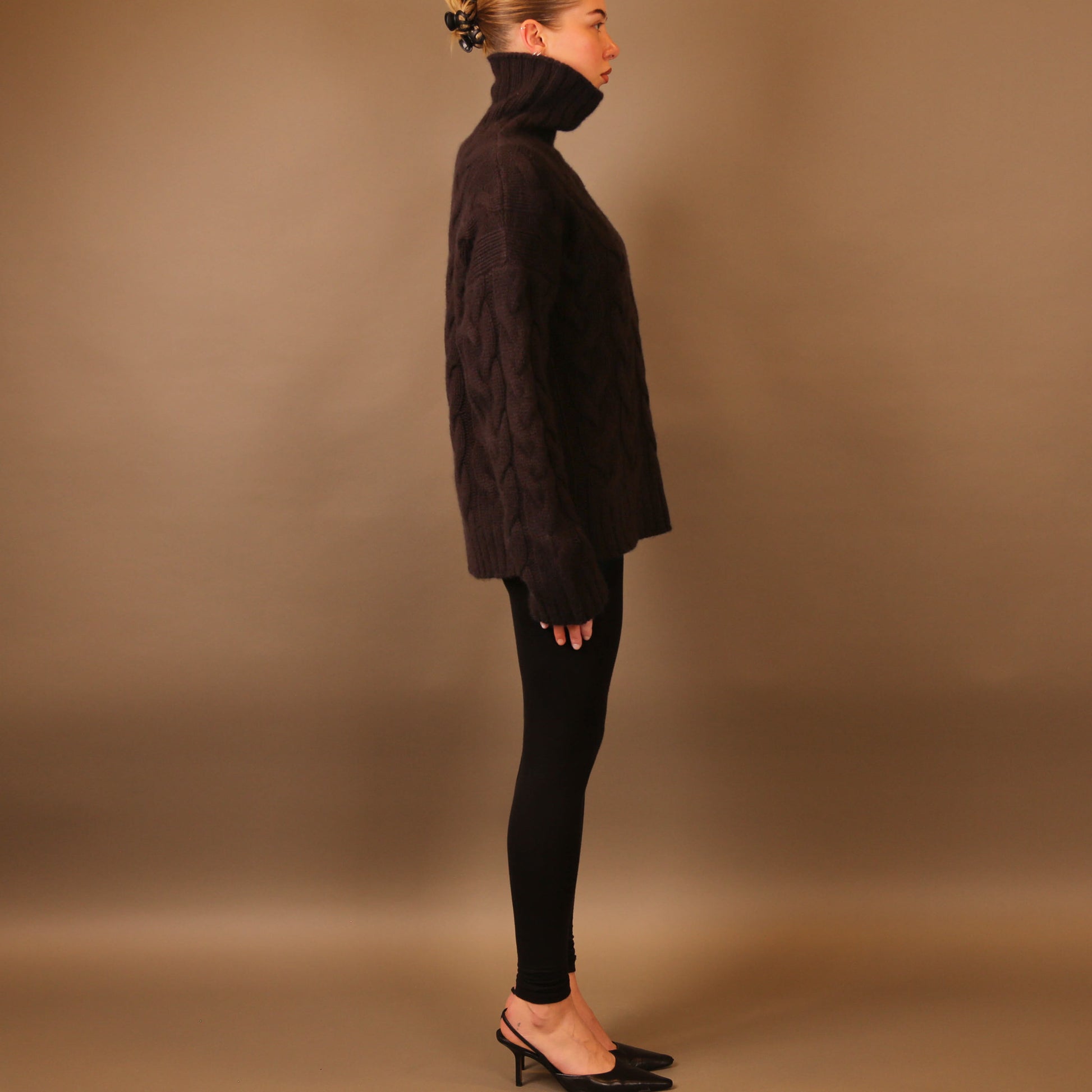 KABI SWEATER