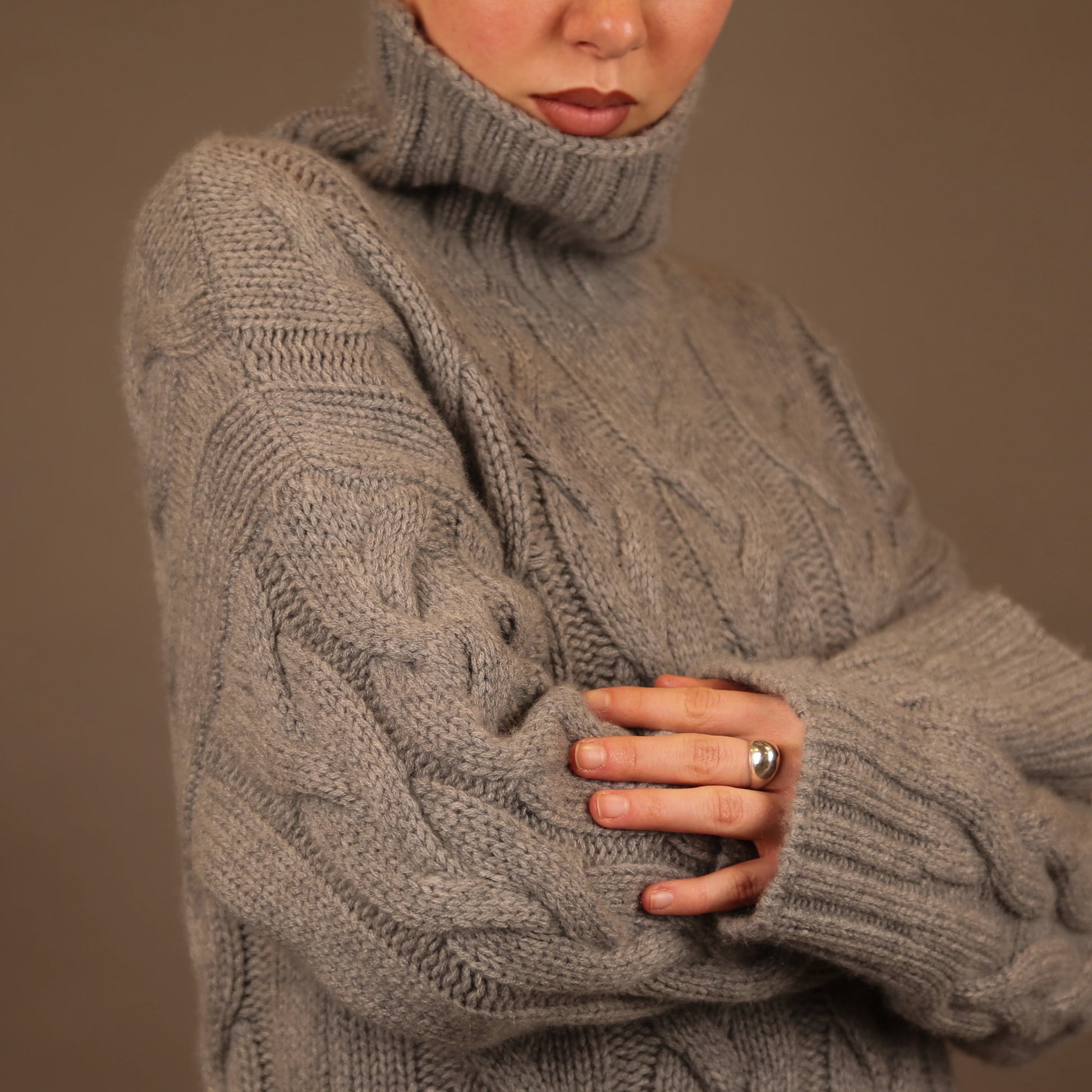 KABI SWEATER