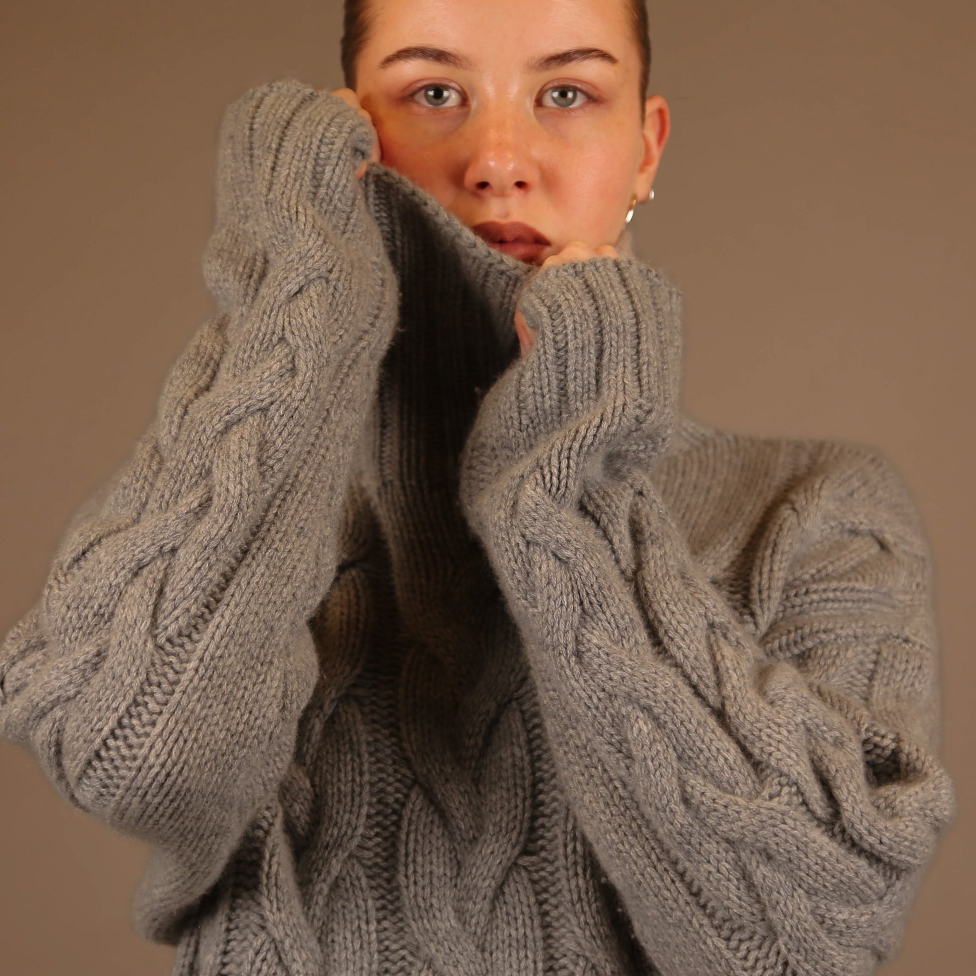 KABI SWEATER