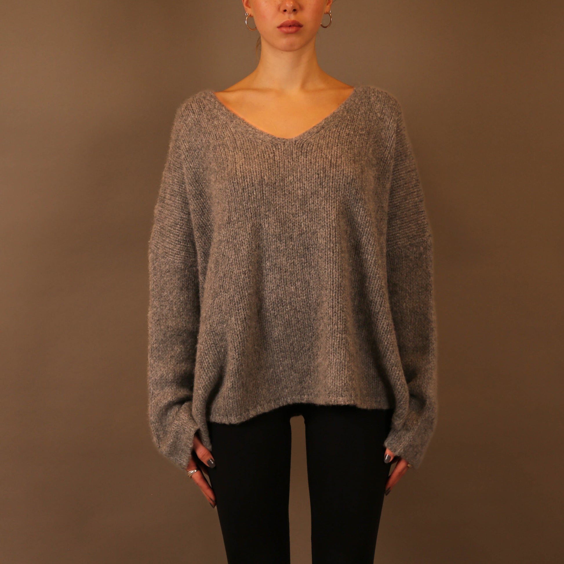 NELLI SWEATER