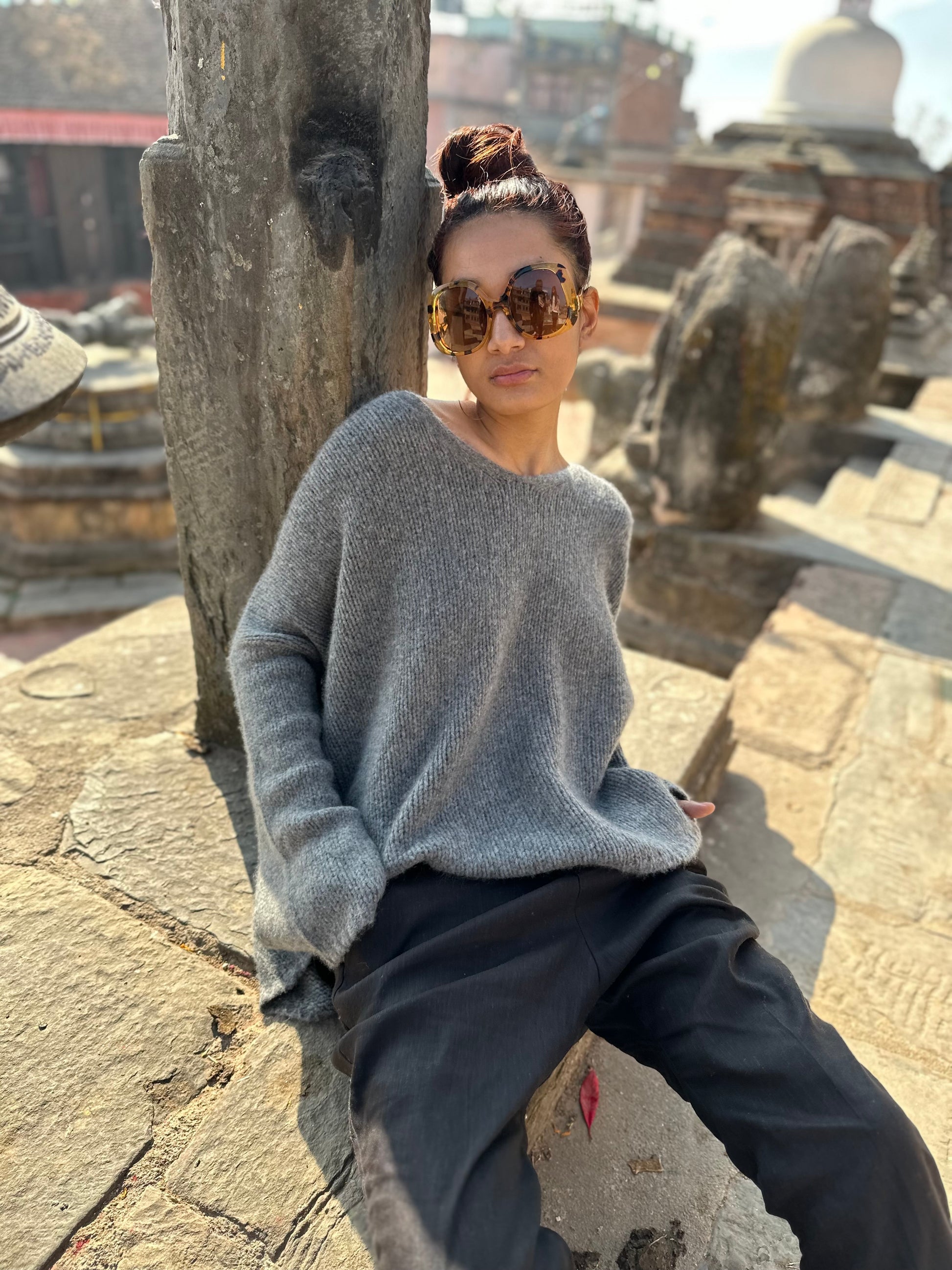 NELLI SWEATER