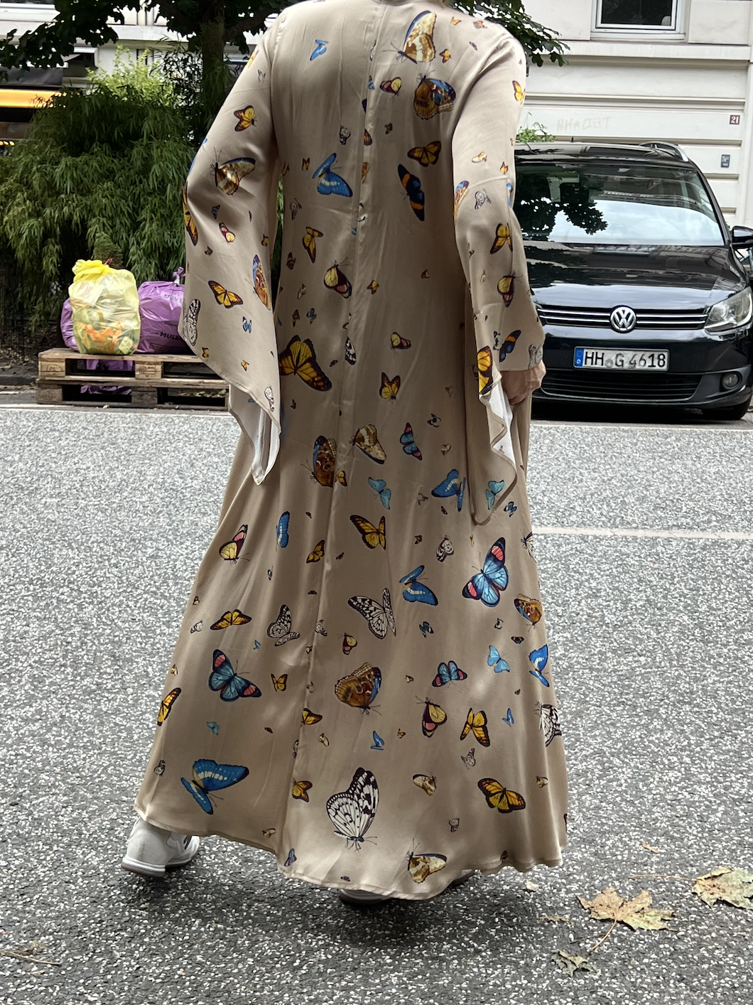 VENICE BUTTERFLY PRINCESS DRESS - taupe