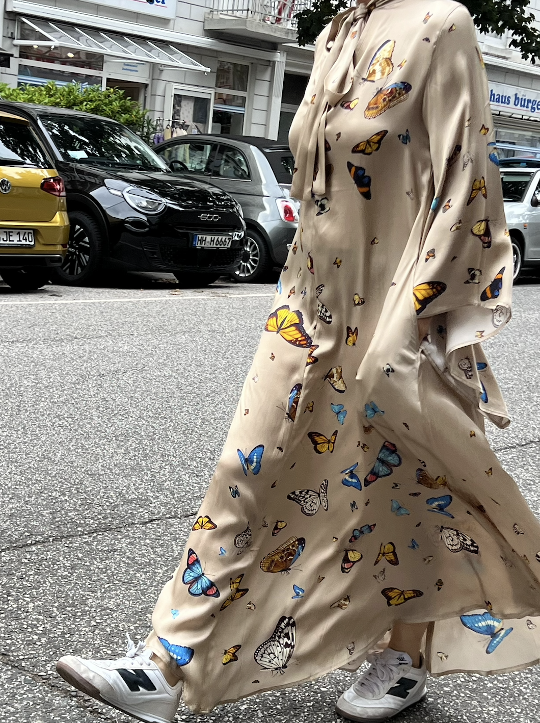 VENICE BUTTERFLY PRINCESS DRESS - taupe