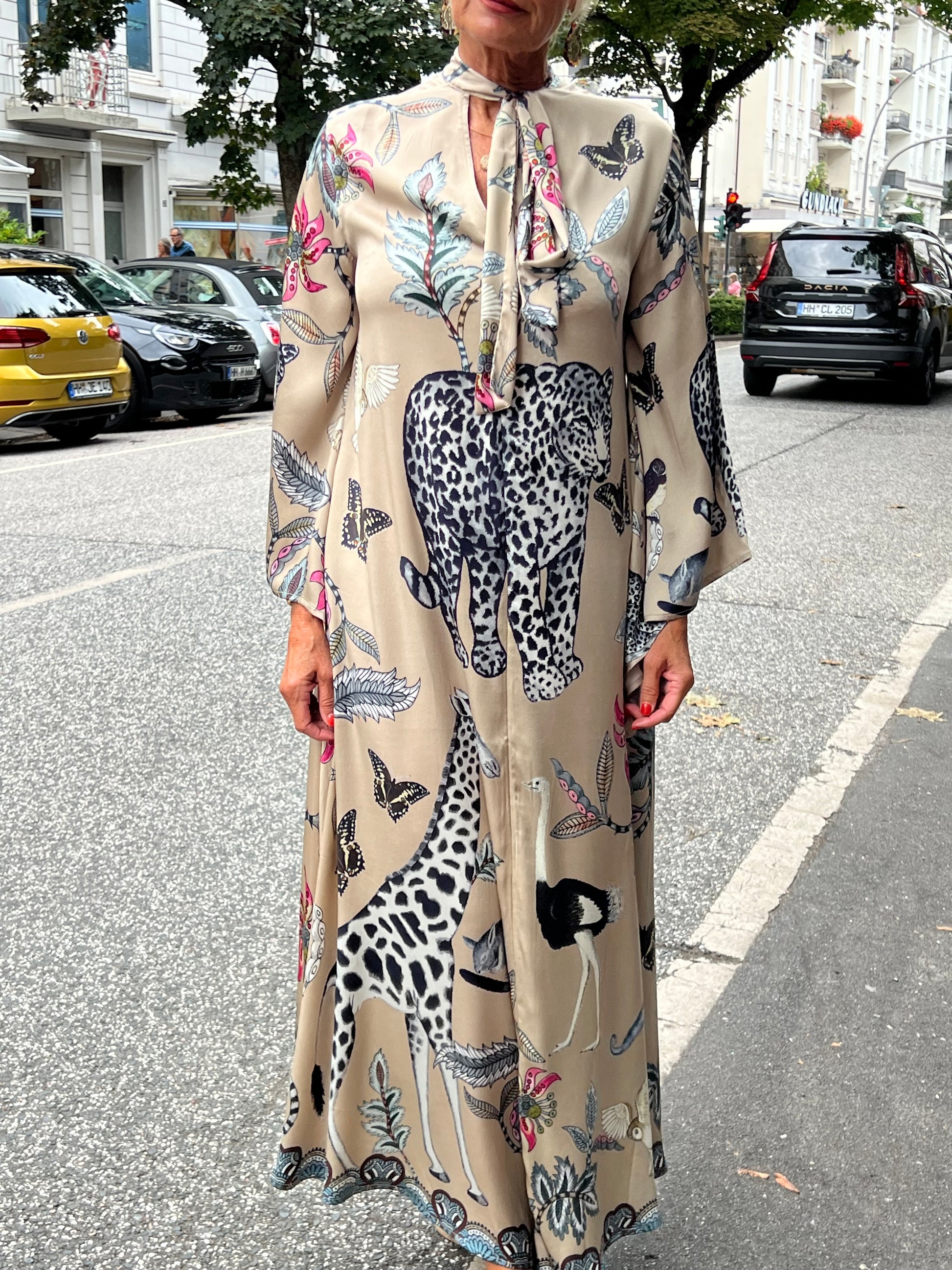 WILDLIFE PRINCESS DRESS - taupe