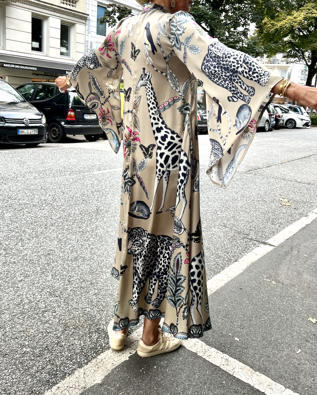 WILDLIFE PRINCESS DRESS - taupe