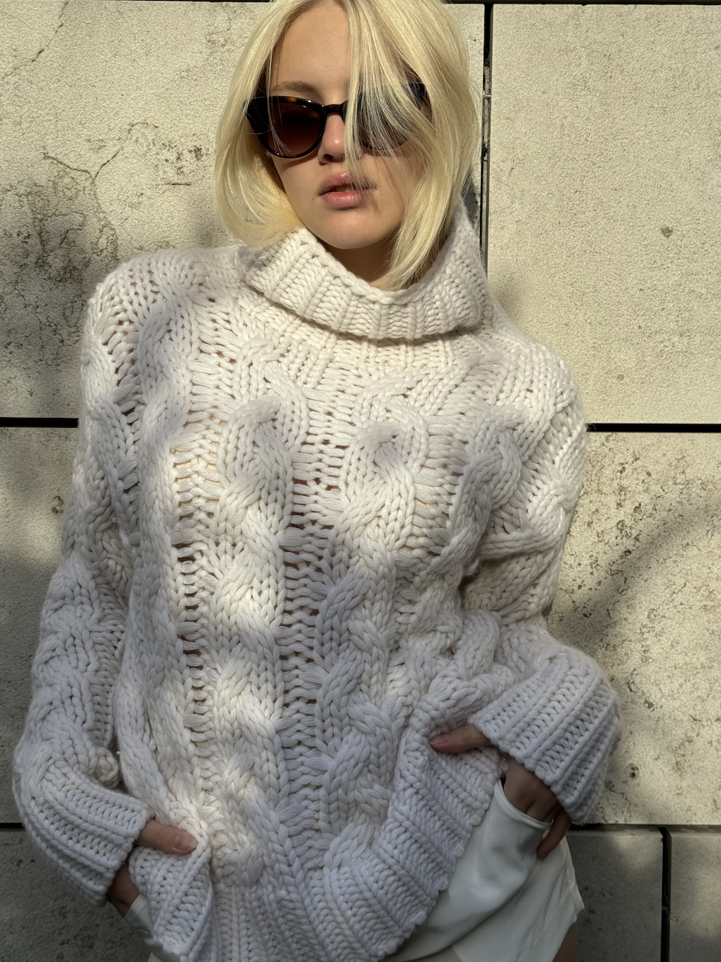 SABI SWEATER - chalk