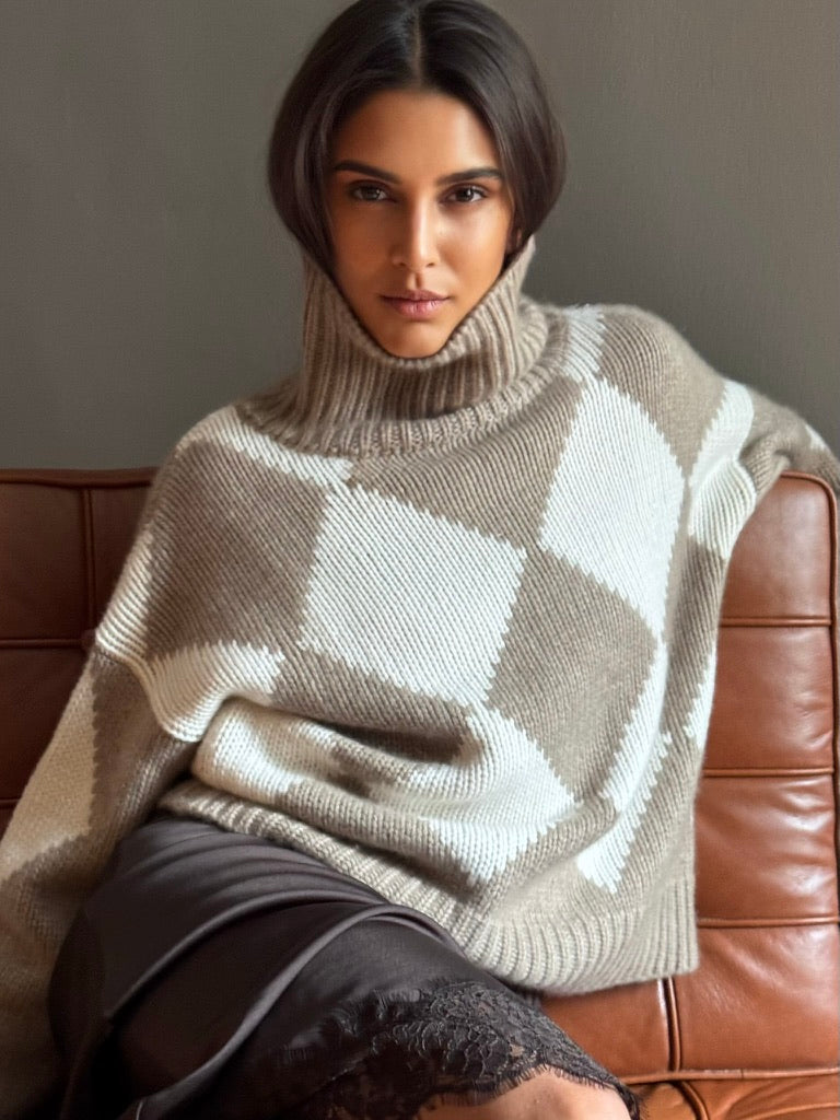 GABRIELLE DIAMOND SWEATER - ECOGRAVEL/CHALK