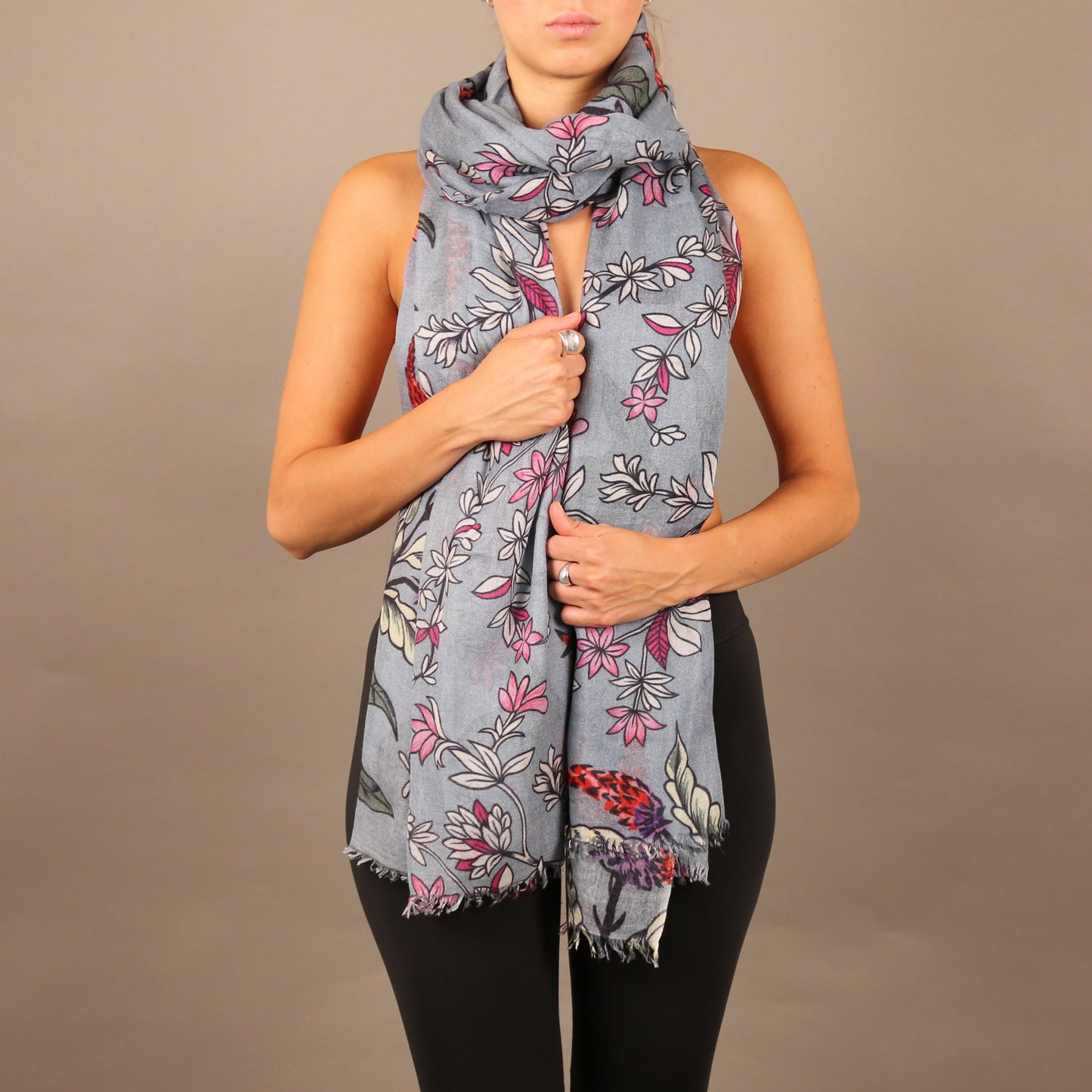 MORNING GLORY CASHMERE SCARF