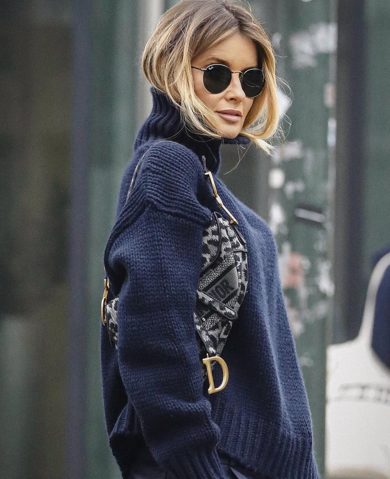 GABRIELLE SWEATER - NAVY