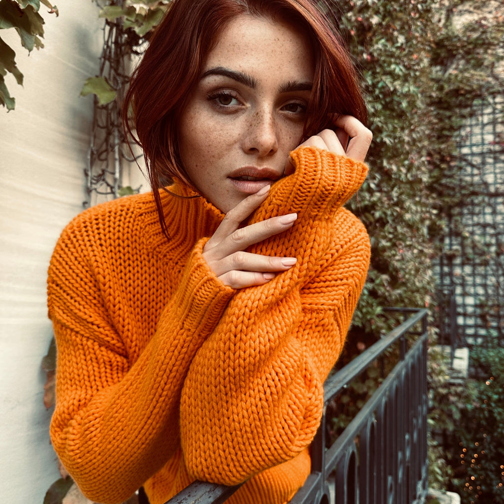 GABRIELLE SWEATER OS