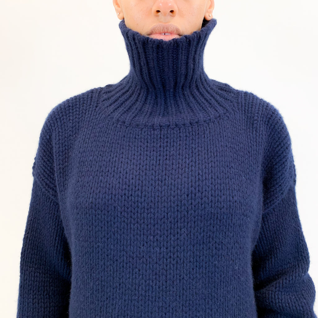 GABRIELLE SWEATER OS