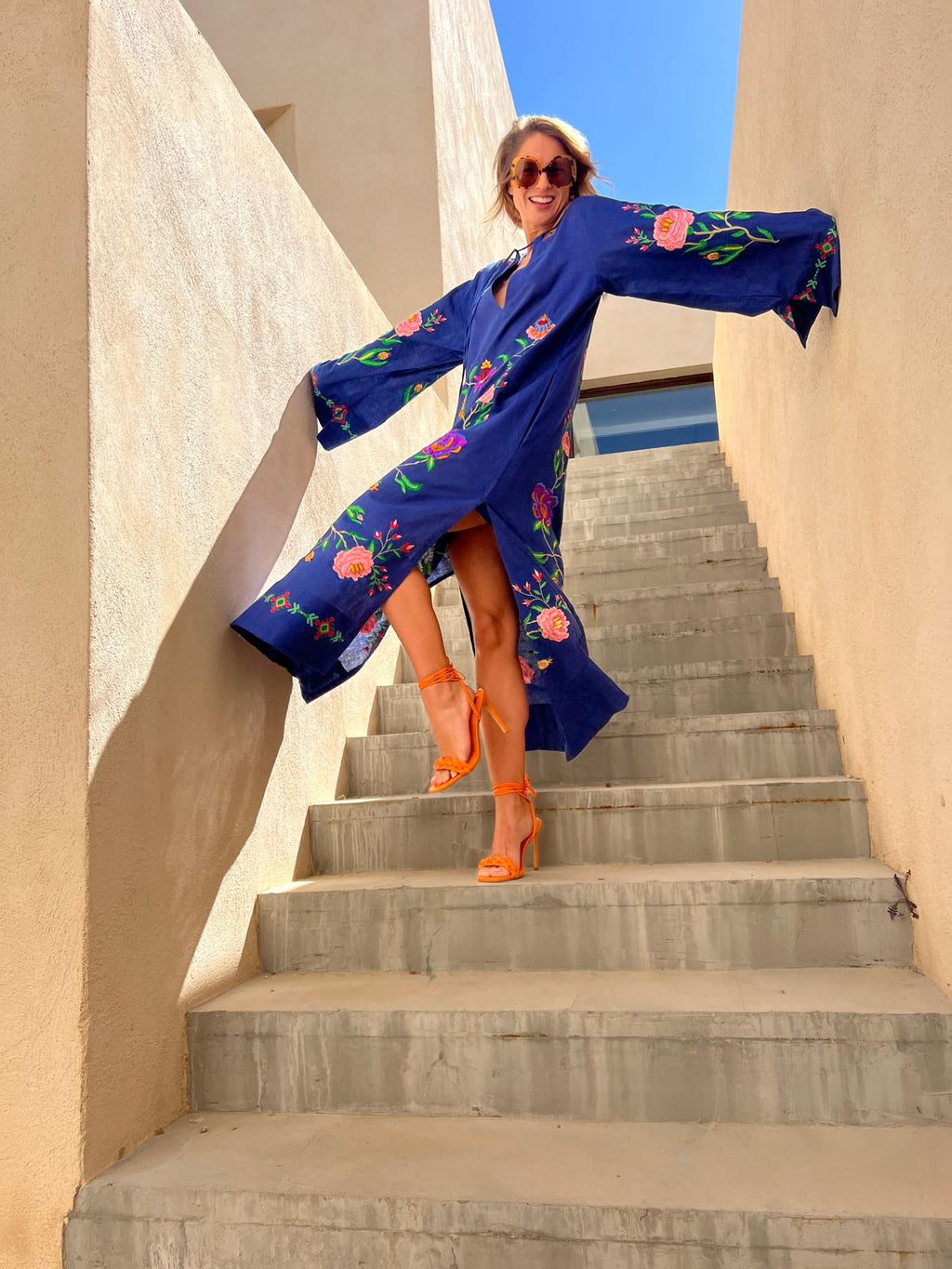 ETHNO FLORAL LINEN TUNIC